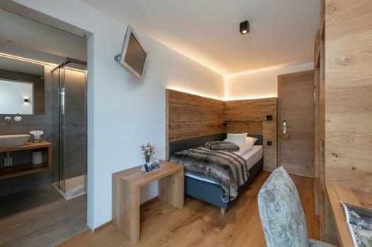 Berghotel Tgantieni