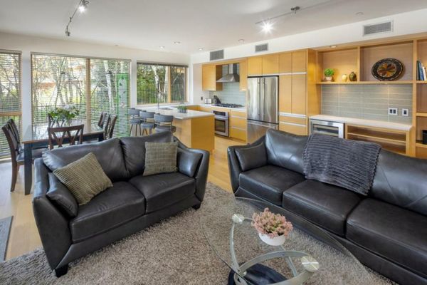 Brentwood Bay Resort - Adults Only - 16 and Older