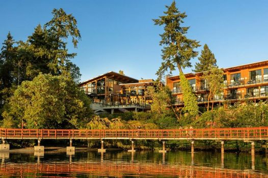 Brentwood Bay Resort - Adults Only - 16 and Older