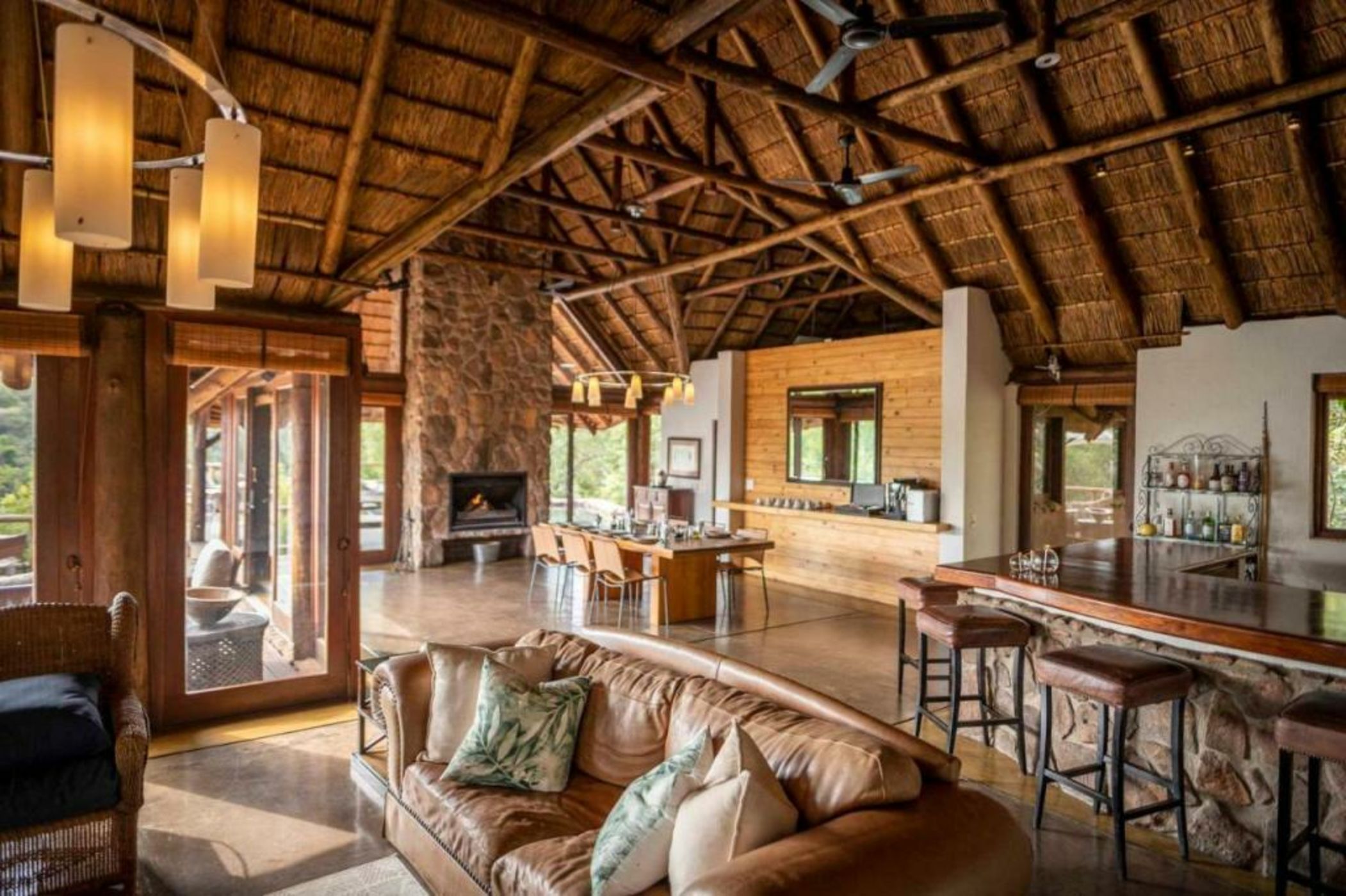 Tshwene Lodge