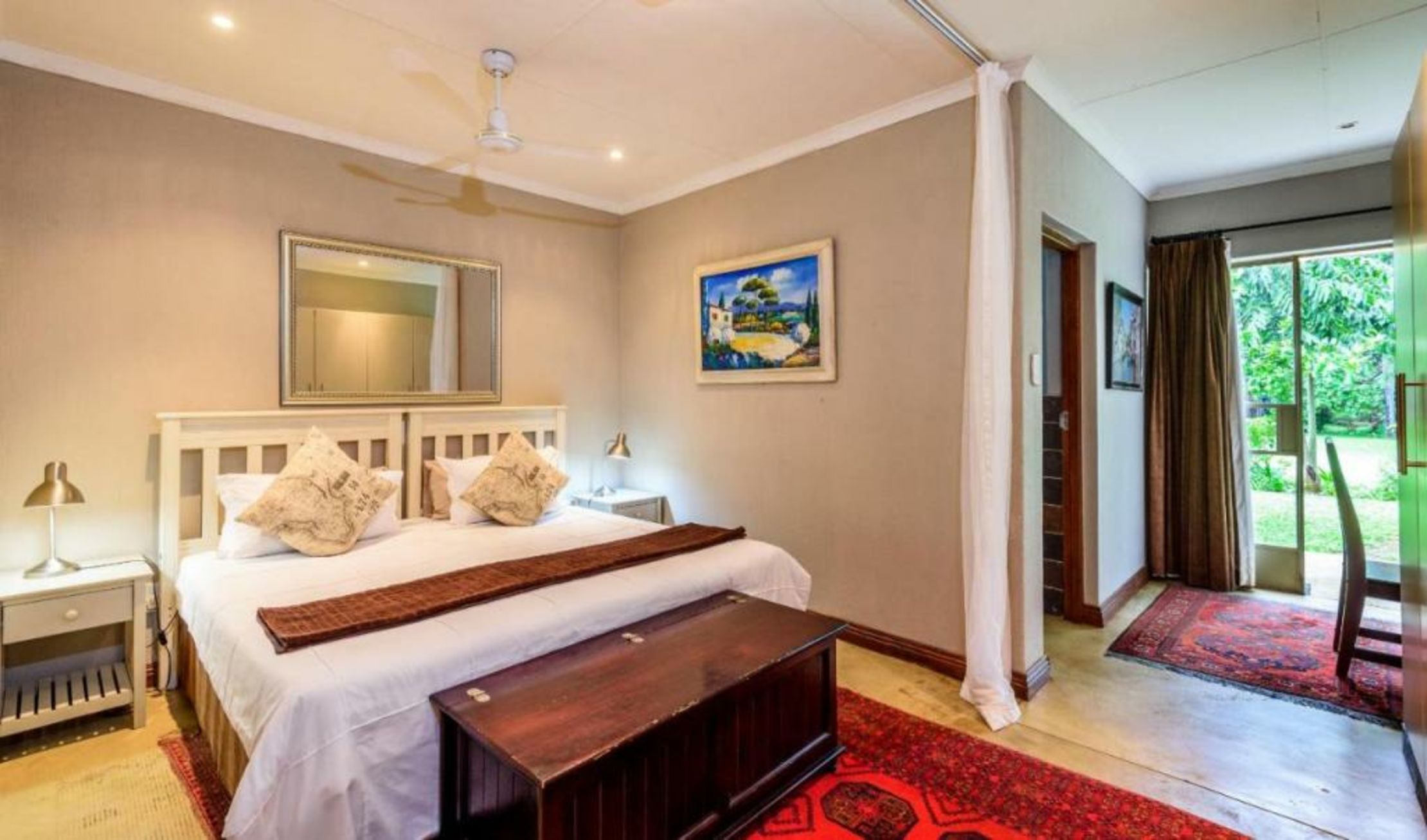 Khaya Ndlovu Safari Manor