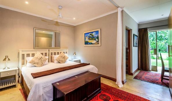 Khaya Ndlovu Safari Manor