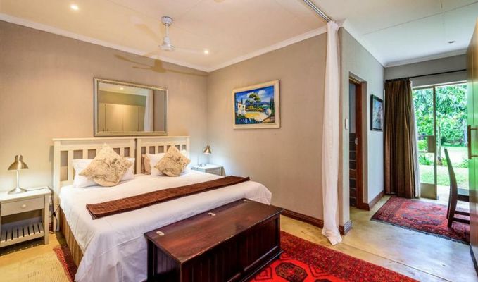 Khaya Ndlovu Safari Manor