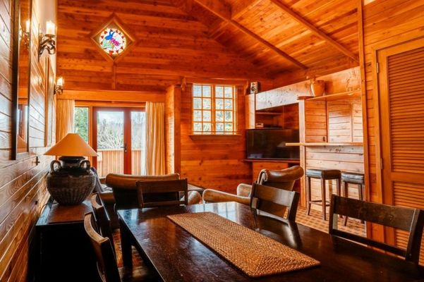 The Powderhorn Chateau