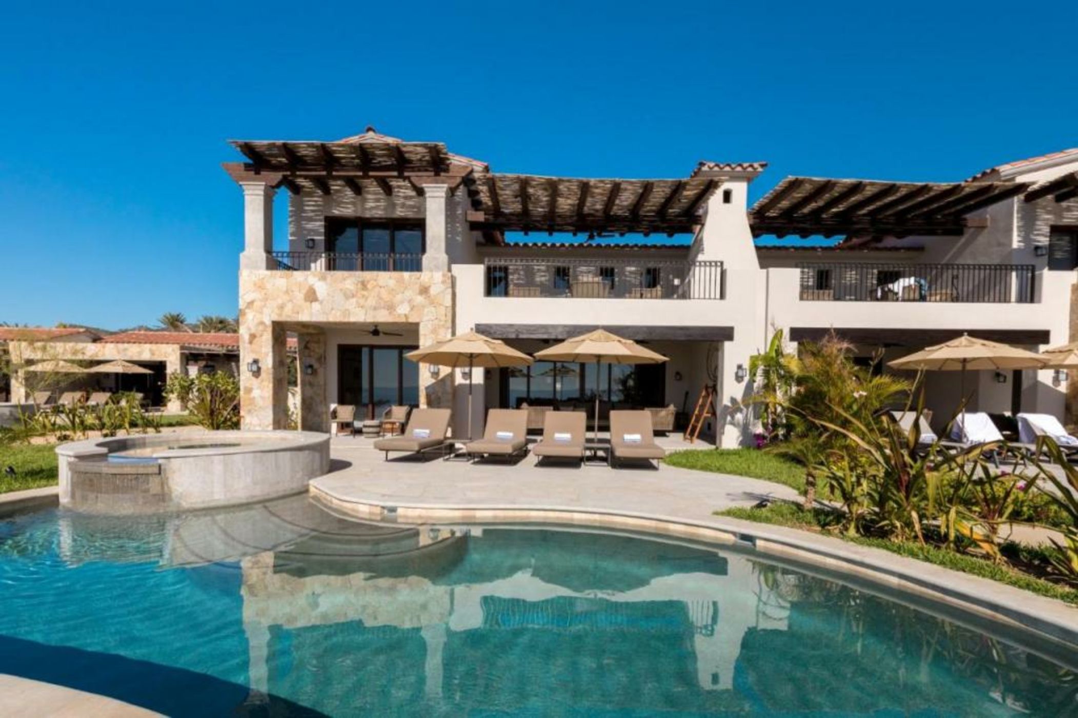 Live Aqua Private Residences Los Cabos