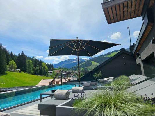 ALMMONTE PRÄCLARUM SUITES - Casual Boutique Hotel