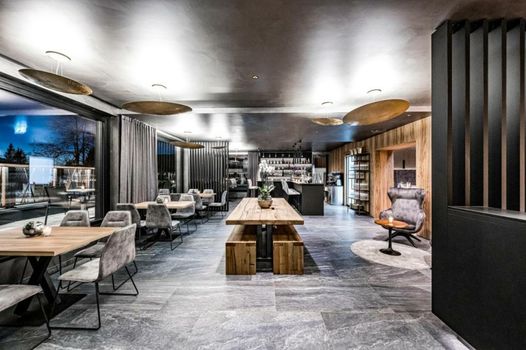 ALMMONTE PRÄCLARUM SUITES - Casual Boutique Hotel