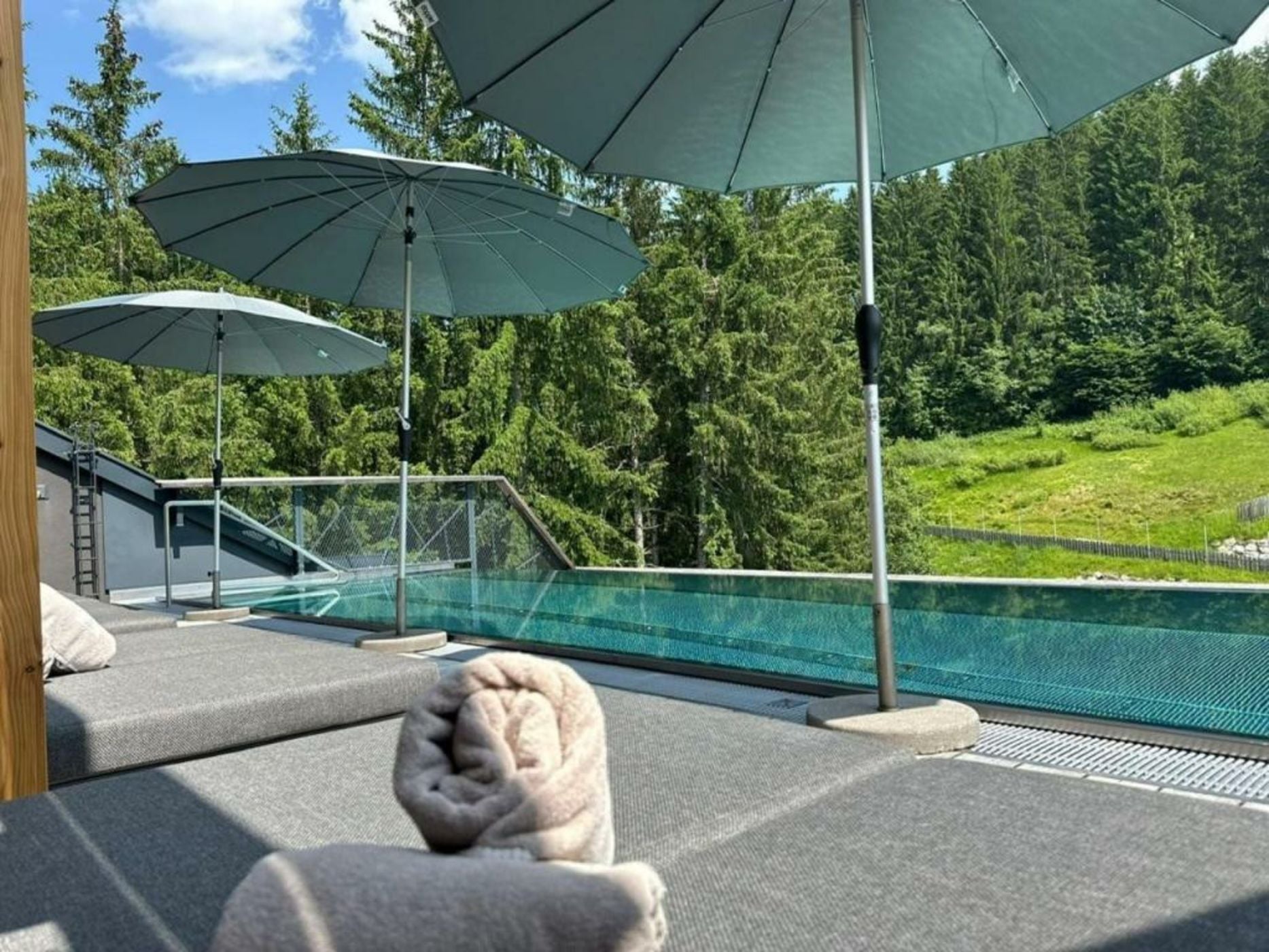ALMMONTE PRÄCLARUM SUITES - Casual Boutique Hotel