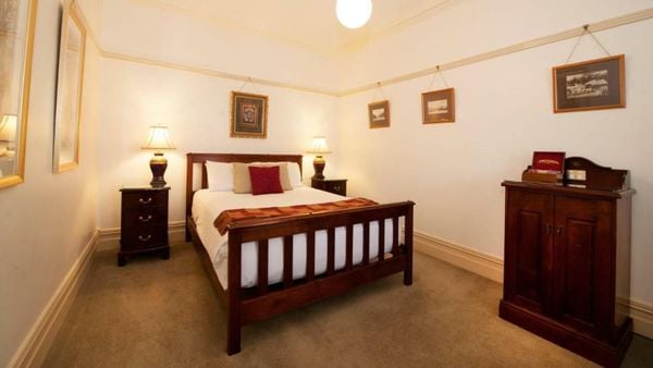 Cobb & Co Court Boutique Hotel