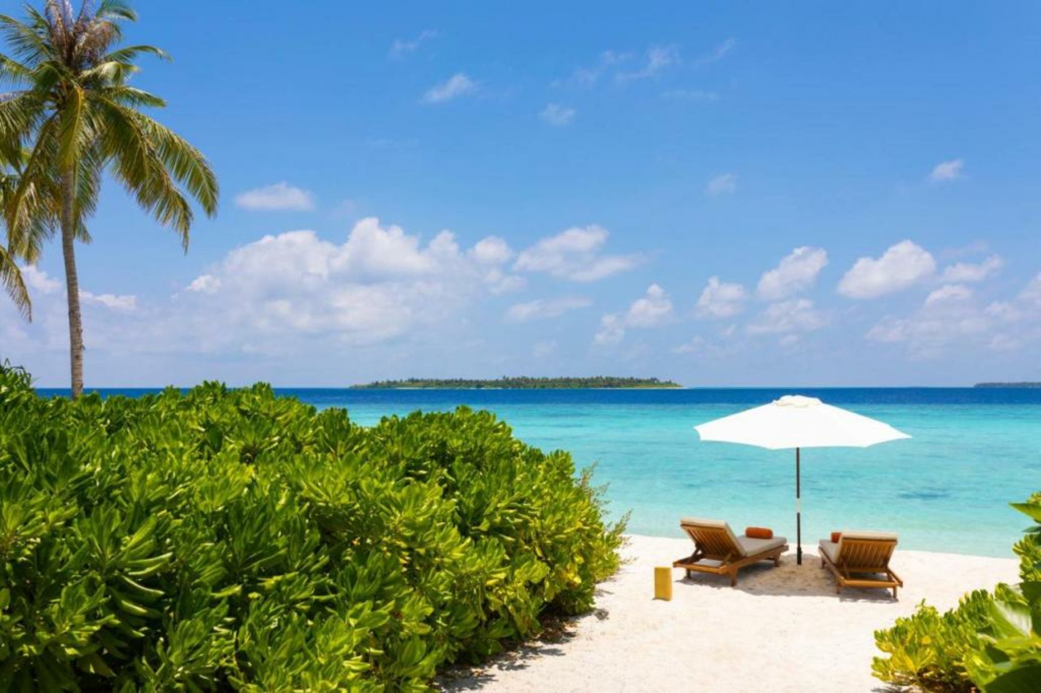 Emerald Faarufushi Resort & Spa - Deluxe All Inclusive