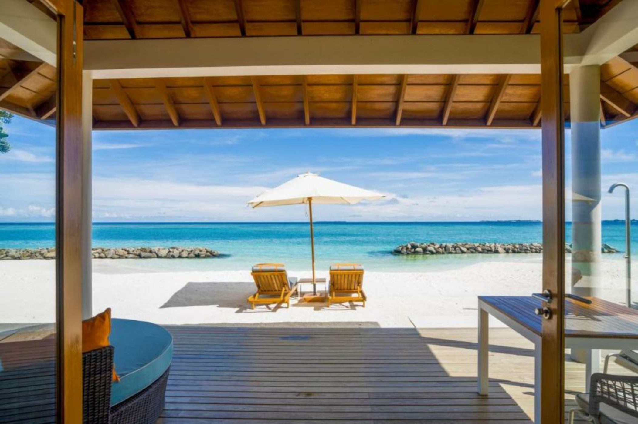Emerald Faarufushi Resort & Spa - Deluxe All Inclusive