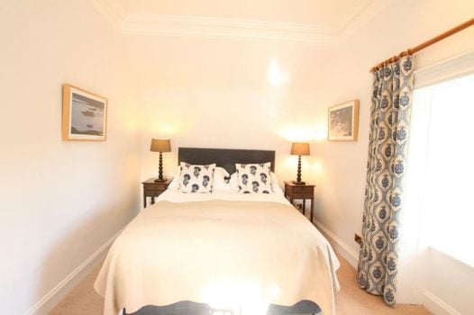 The Colonsay Hotel