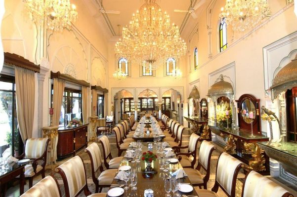 The Raj Palace (Small Luxury Hotels of the World)