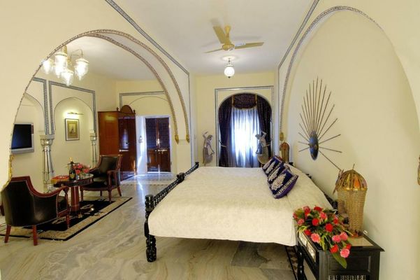 The Raj Palace (Small Luxury Hotels of the World)