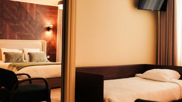 Hostellerie Saint-Louis & Restaurant Pauze - Teritoria