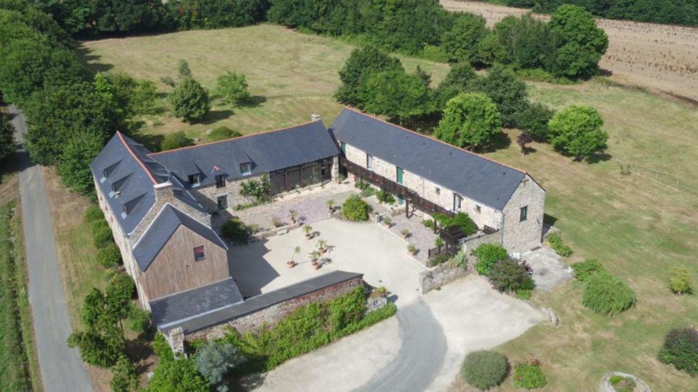 Manoir De Rigourdaine