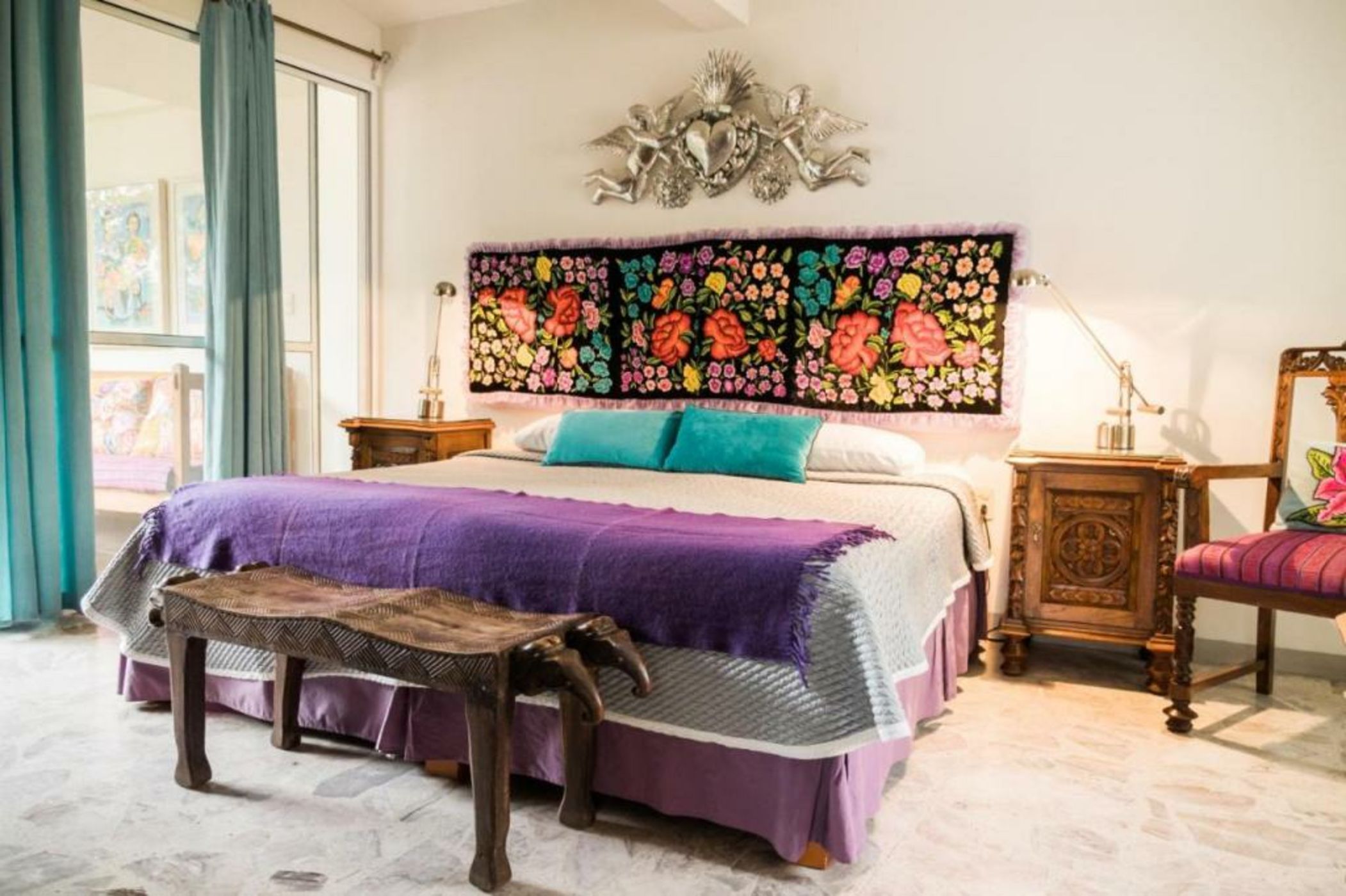 Casa de las Bugambilias B&B