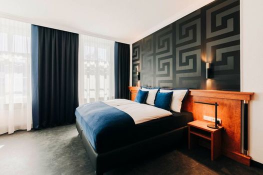 DAS v EVERT Hotel - am Congress Centrum Würzburg