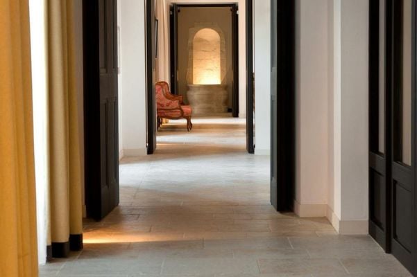 College des Doctrinaires, Hôtel, Résidence et SPA