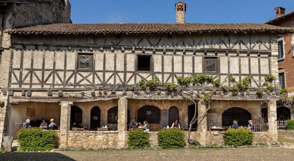 Hostellerie du Vieux Pérouges