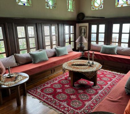 Santikos Mansion, Santikos Collection