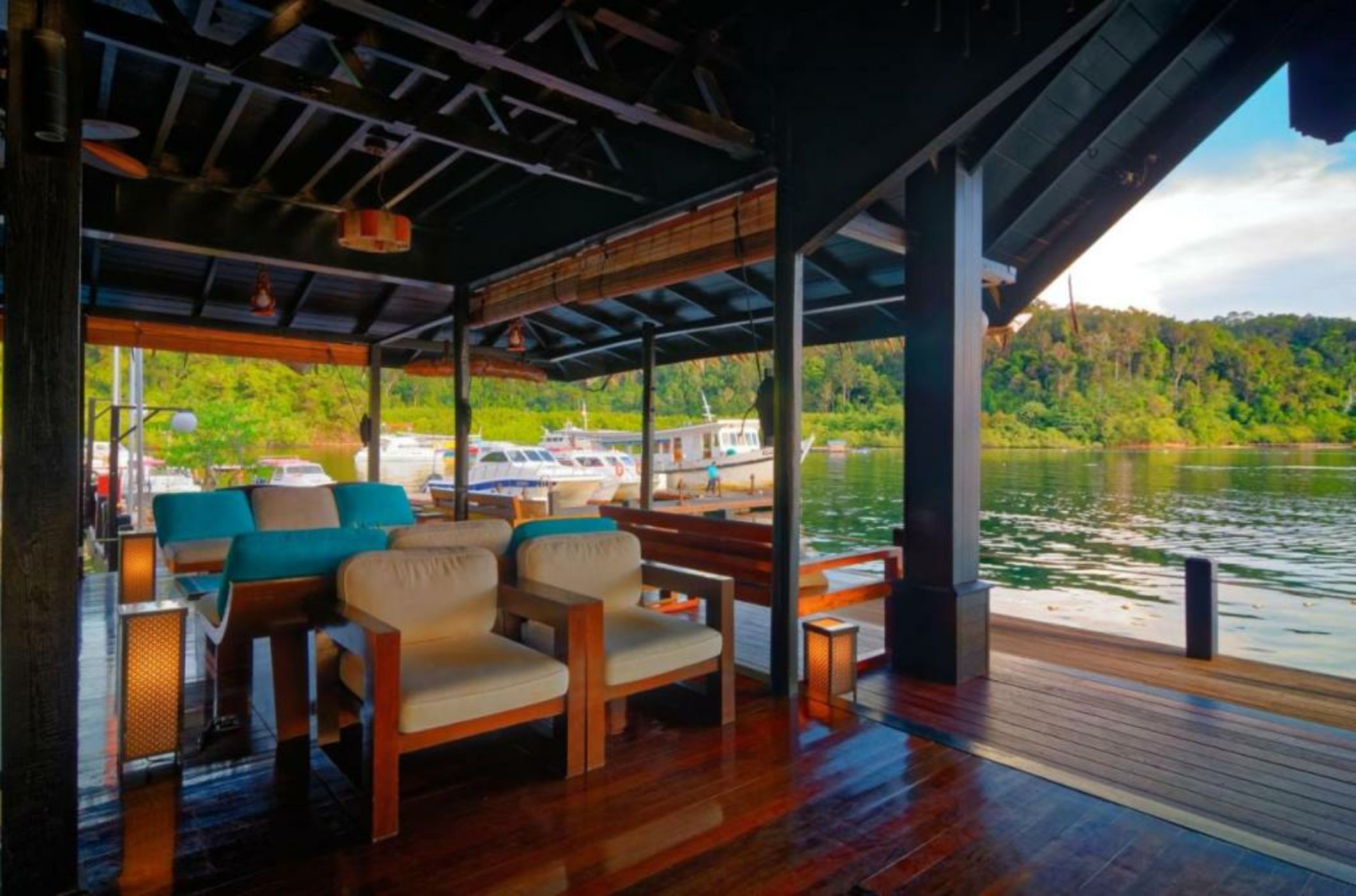 Gayana Marine Resort