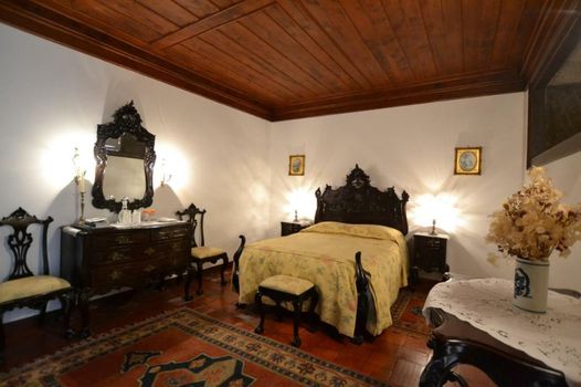 Paço de Calheiros - Turismo de Habitação