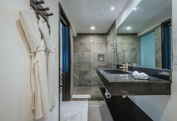 Soho Playa Hotel