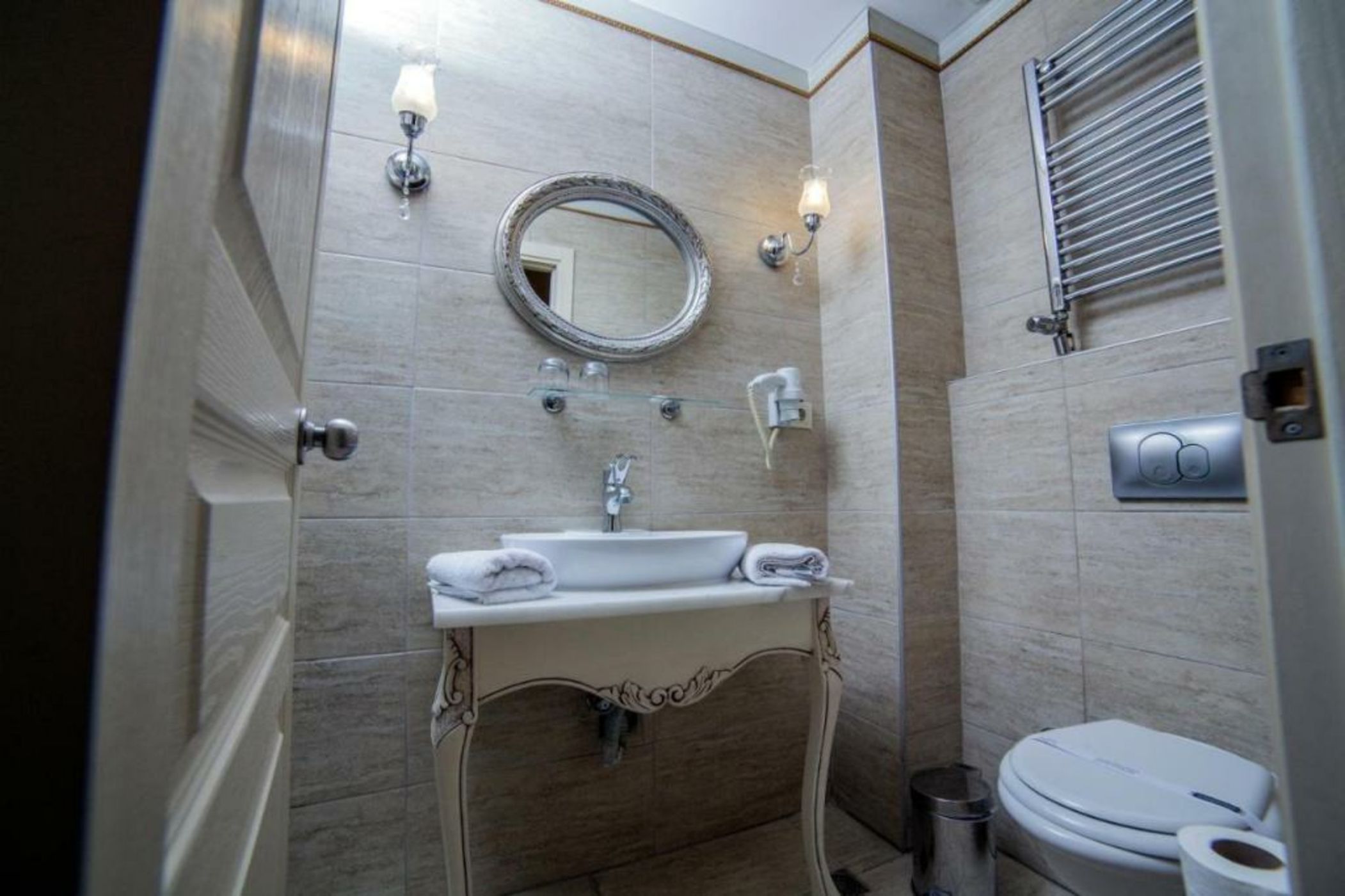 HHK Hotel