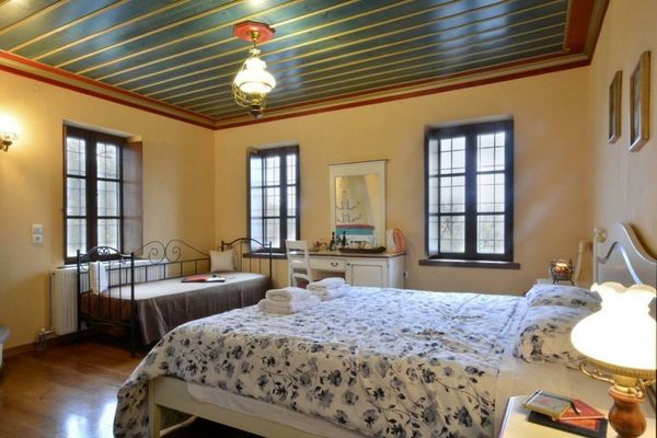 Nikolas Guesthouse
