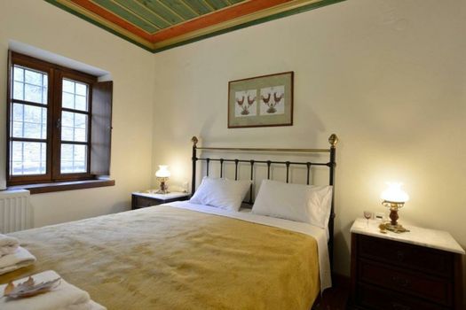 Nikolas Guesthouse