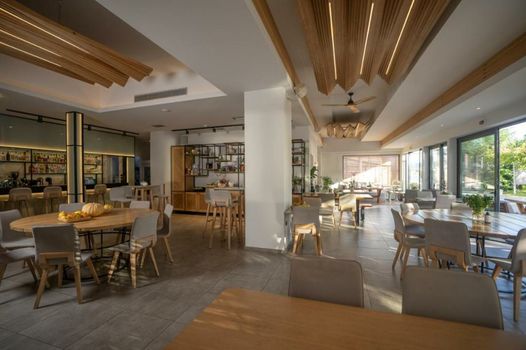 Zoe Seaside Resort