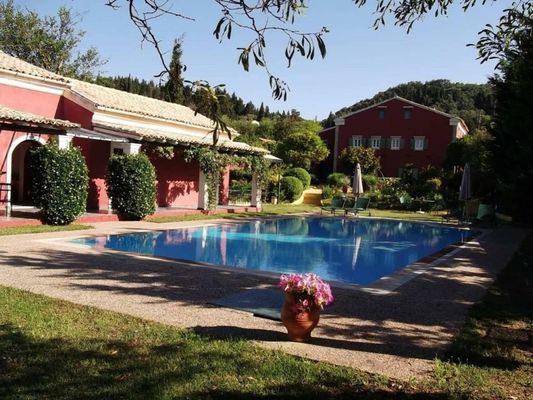 Villa De Loulia