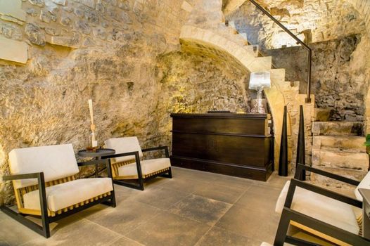 Locanda Don Serafino Historical Boutique Hotel