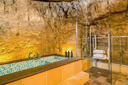 Locanda Don Serafino Historical Boutique Hotel