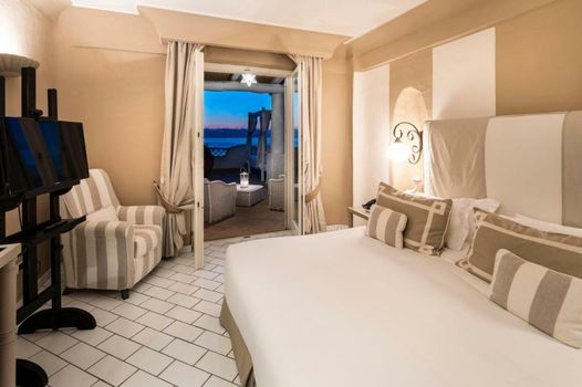 Therasia Resort Sea and SPA - The Leading Hotels of the World