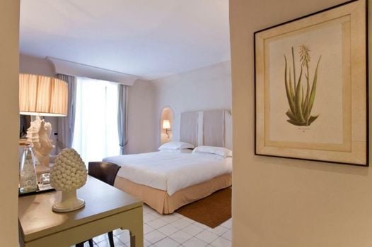 Therasia Resort Sea and SPA - The Leading Hotels of the World