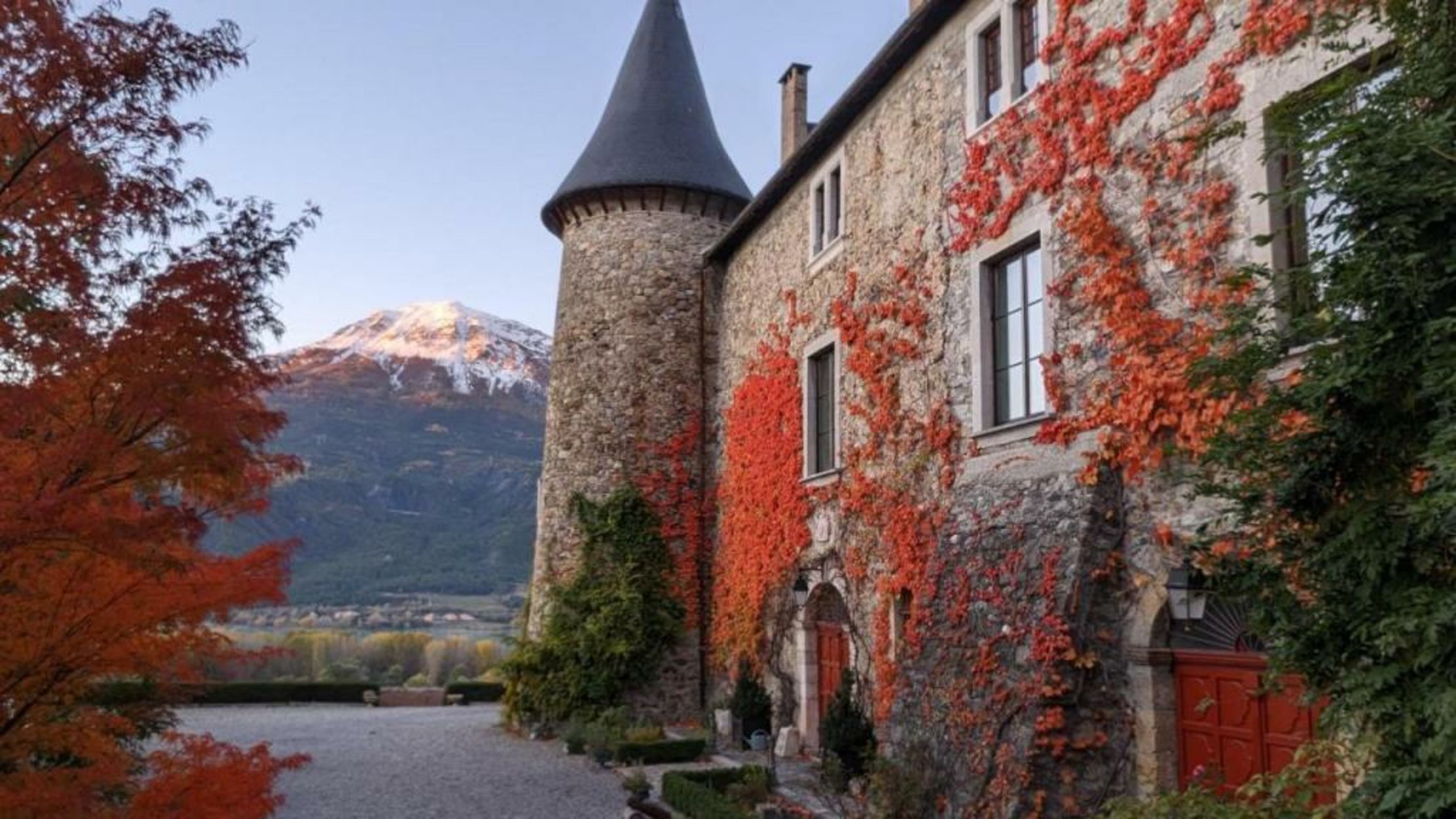 Chateau De Picomtal