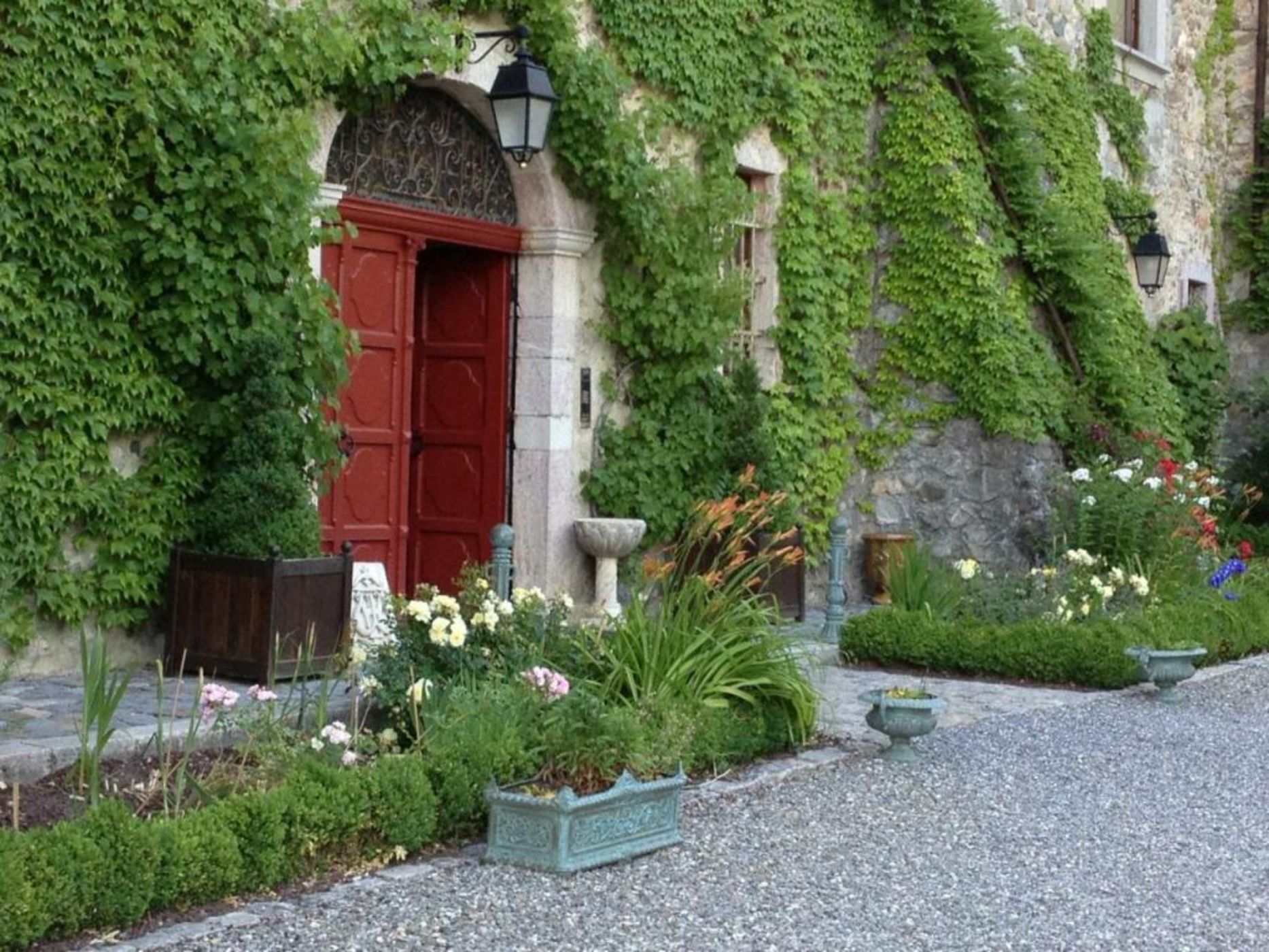 Chateau De Picomtal