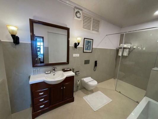 The Elgin Silver Oaks - Heritage Resort & Spa