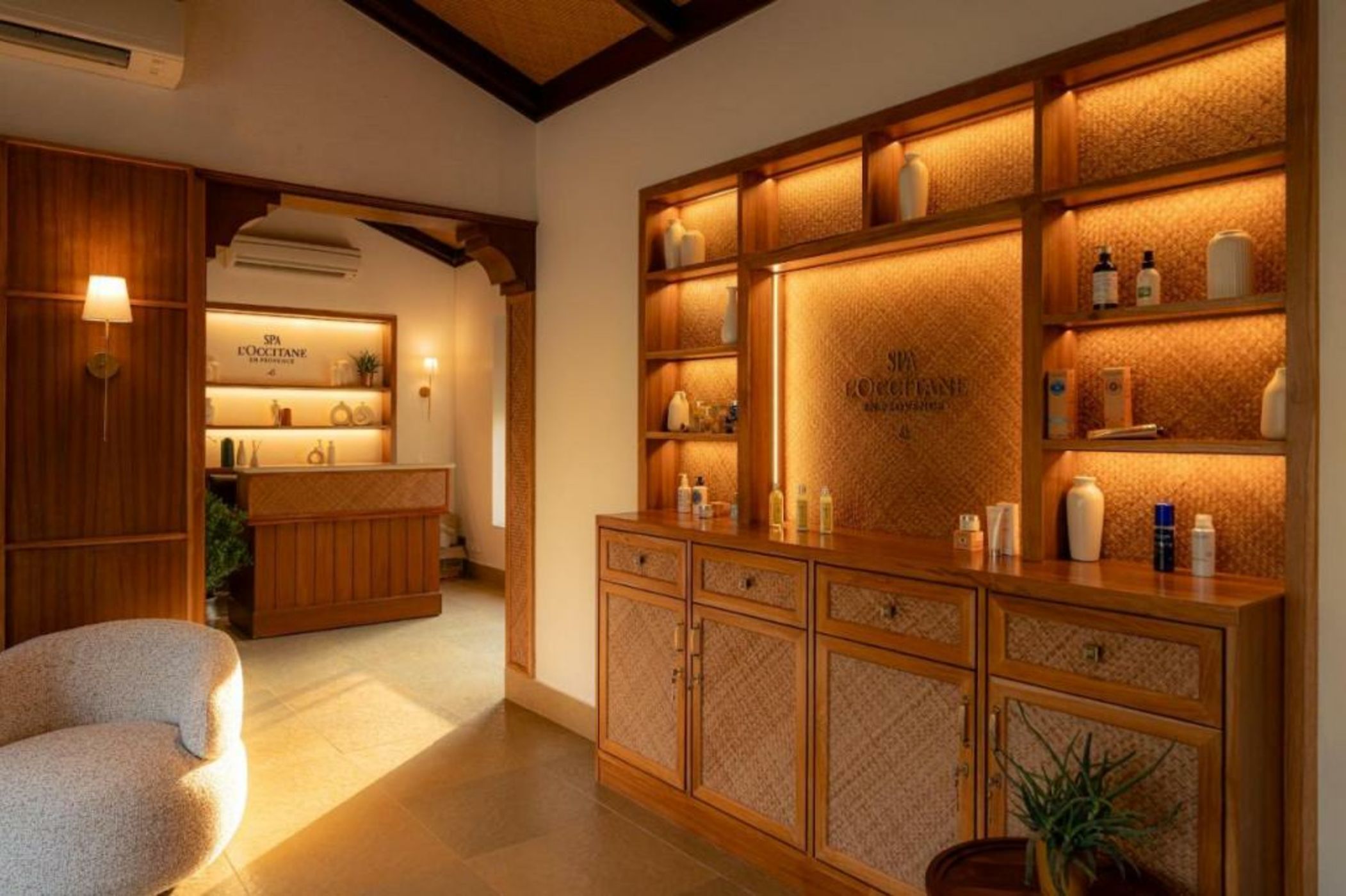Aahana Resort & Spa