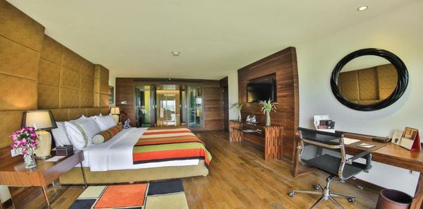 The Lalit Chandigarh