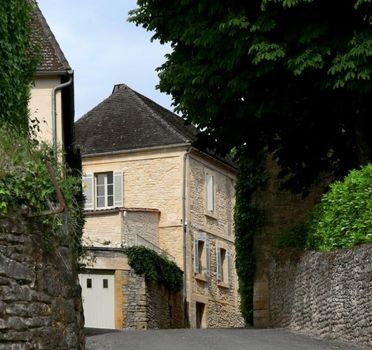 MAISON DE MARQUAY-MAISON D'HOTES