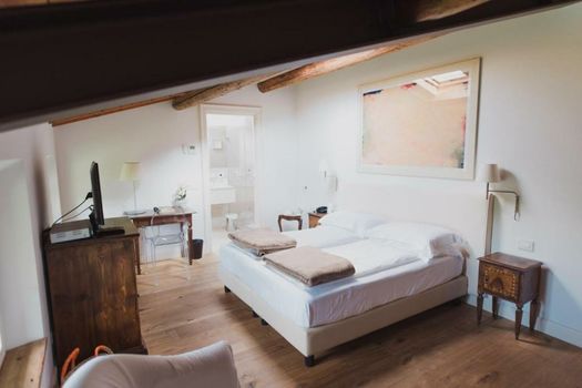 Relais Corte Guastalla Apartments