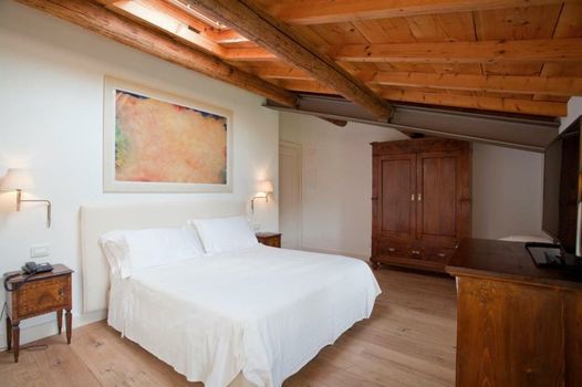 Relais Corte Guastalla Apartments