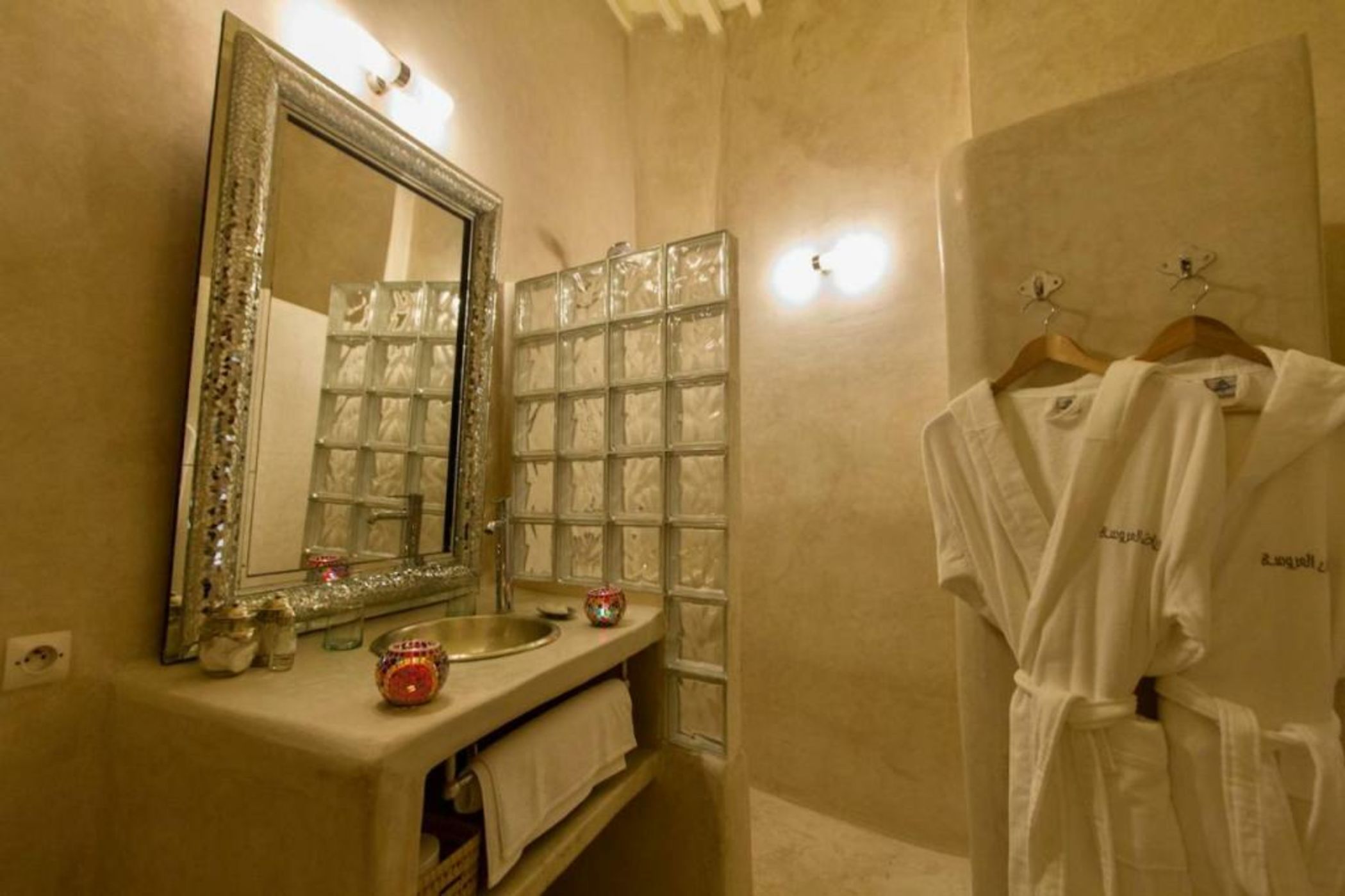 Riad Laaroussa