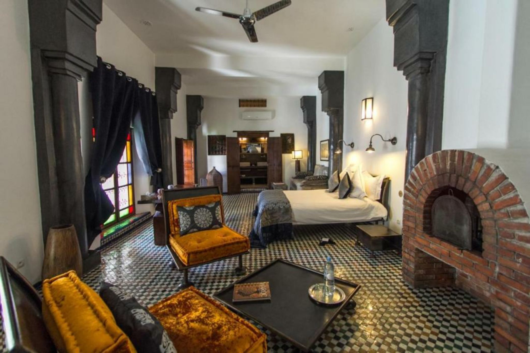 Riad Laaroussa