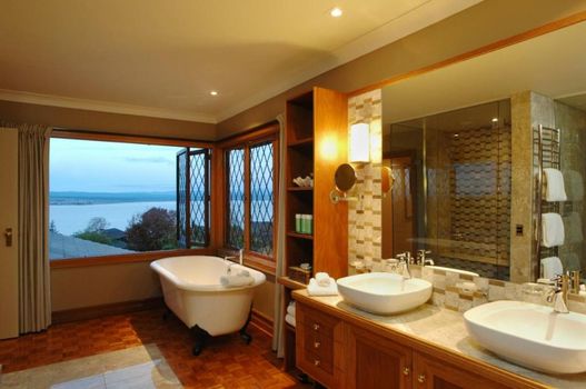 Lake Taupo Lodge