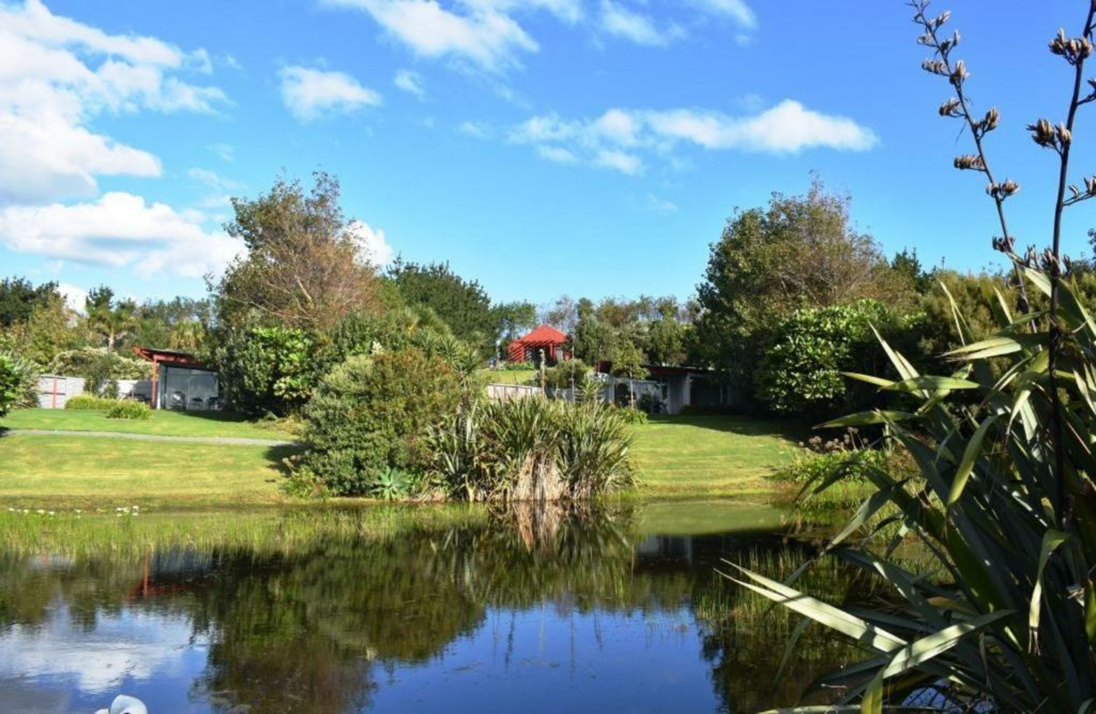 The Lakes - Kai Iwi Lakes Exclusive Retreat