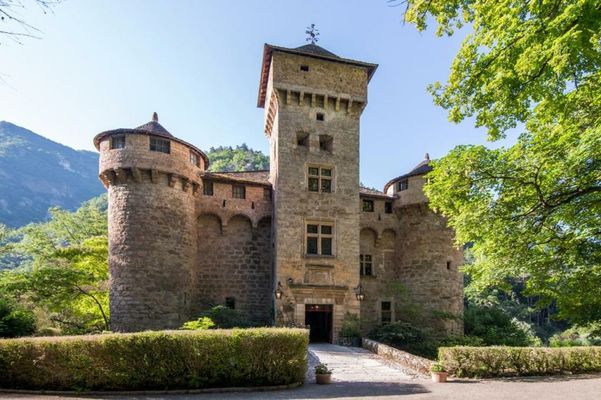 Château De La Caze Piscine & Spa - Ste Enimie